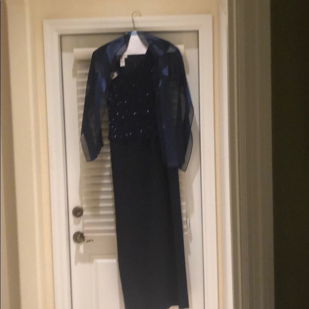 Evening gown with shawl